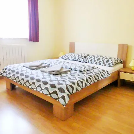 Sea View & Comfort Apartment Pula